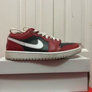 Jordan 1 Low Chicago Flip
